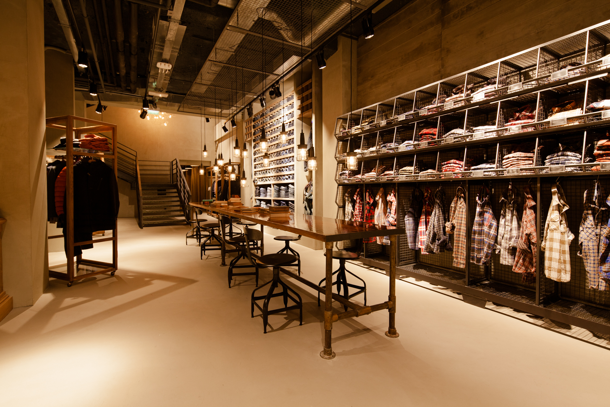 Propose Paris Une boutique aux allures d’ancien atelier de confection ...